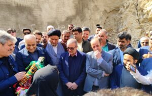 معاون وزیر راه از پروژه تونل دیل بازدید به عمل اورد