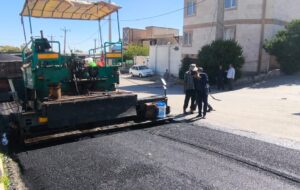 آغاز مرحله اول پروژه آسفالت‌ریزی  منطقه رزمندگان  گچساران با اعتبار ۳۲میلیاردی